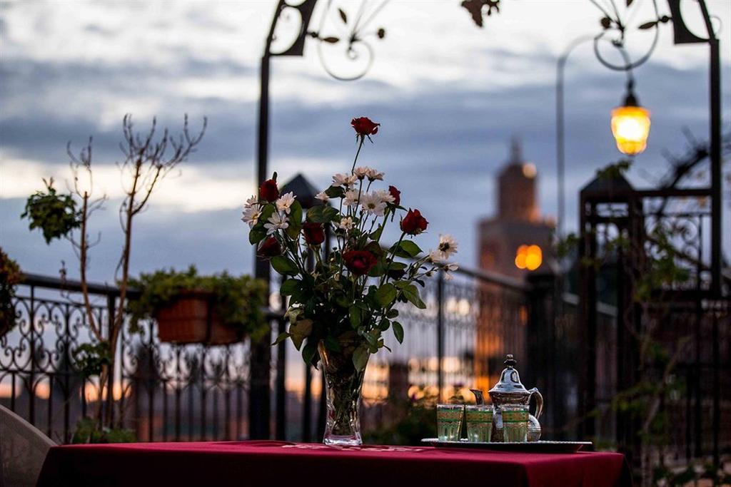 Hotel Ichbilia فندق اشبيلية Marrakesh Buitenkant foto